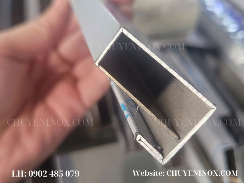 Giá Đố Kính Tay Vịn Inox Giá Đố Kính Tay Vịn Inox