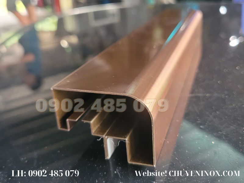 Tay Vịn Cầu Thang Inox Đố Kính Tay Vịn Cầu Thang Inox